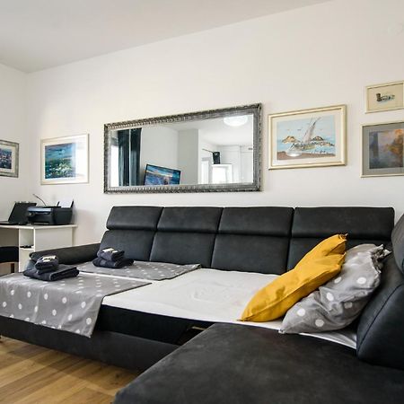 Aurora Seaview Apartment Mlini Eksteriør billede