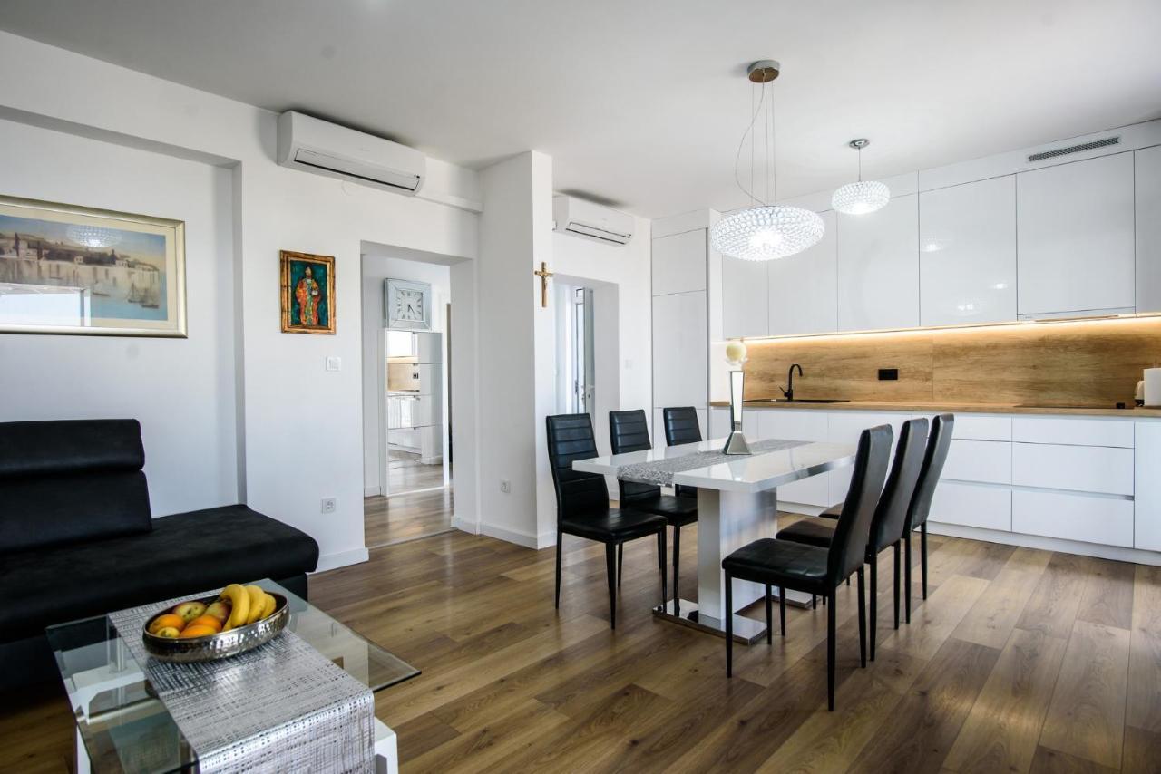 Aurora Seaview Apartment Mlini Eksteriør billede