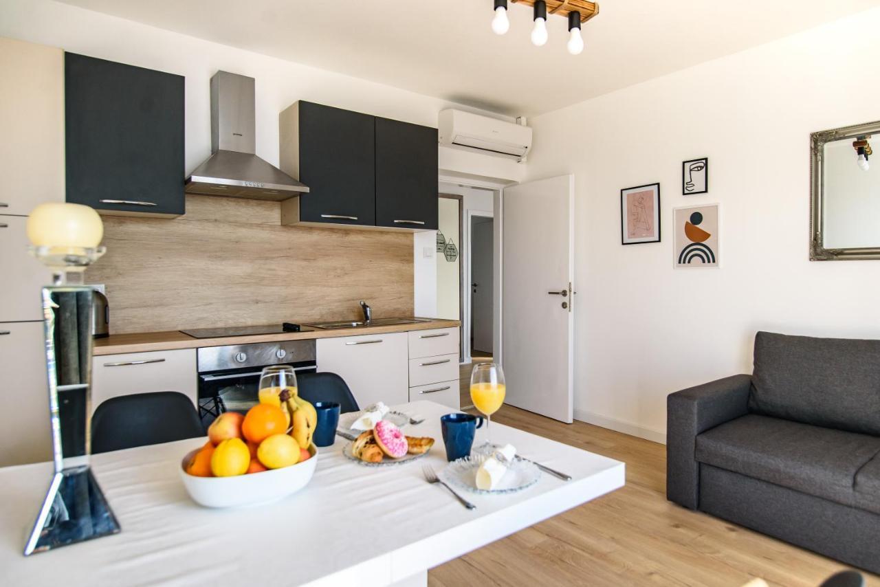 Aurora Seaview Apartment Mlini Eksteriør billede