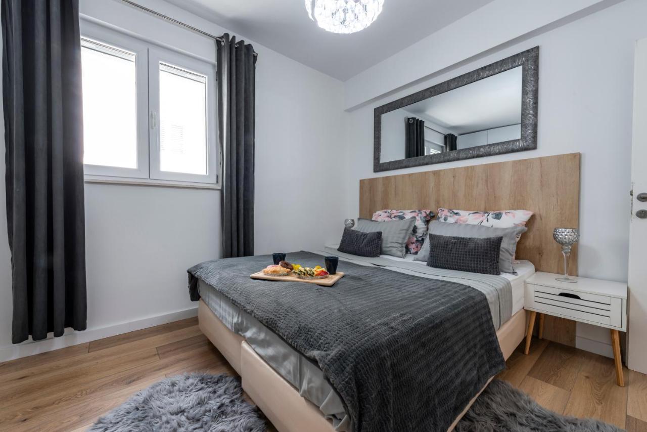 Aurora Seaview Apartment Mlini Eksteriør billede