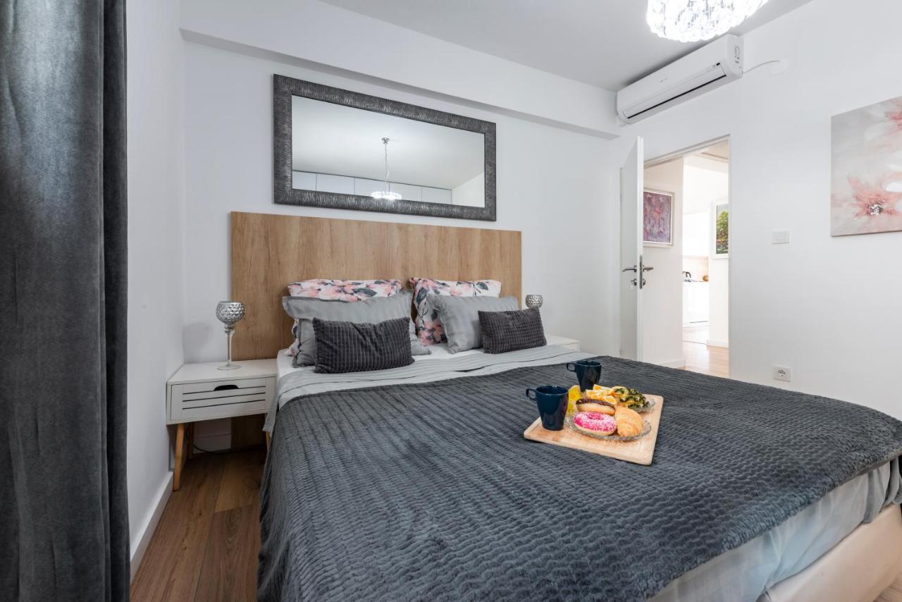 Aurora Seaview Apartment Mlini Eksteriør billede